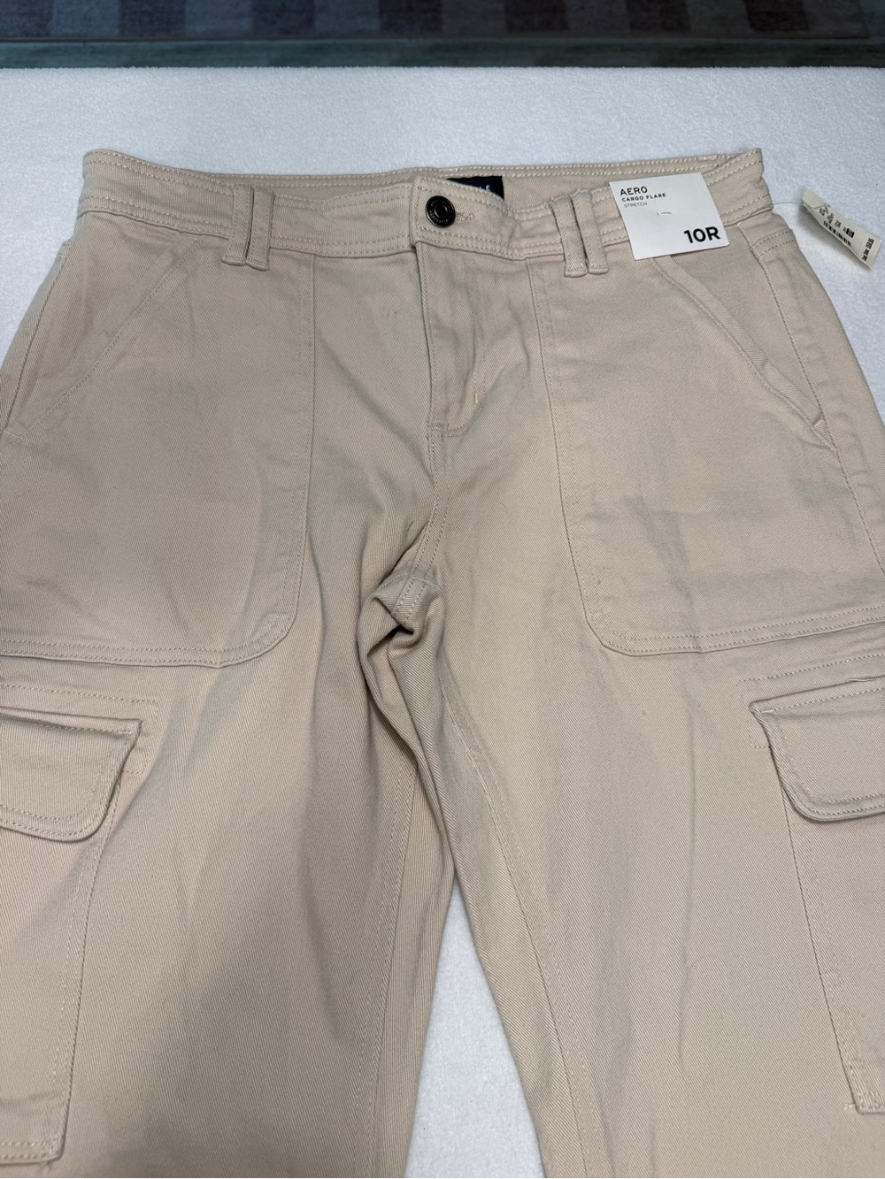 NWT Aeropostale Beige Cargo Flare Stretchy Pants Size 10R #2584 - Picture 2 of 8